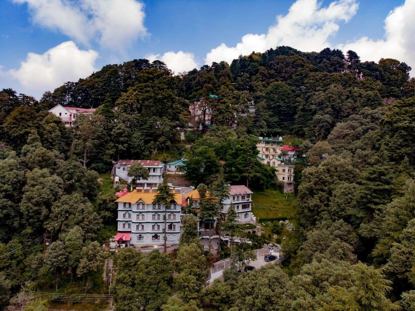 BEYOND STAY LALL JI RESORT