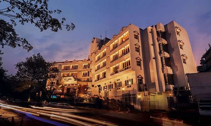 HOTEL POLO TOWERS
