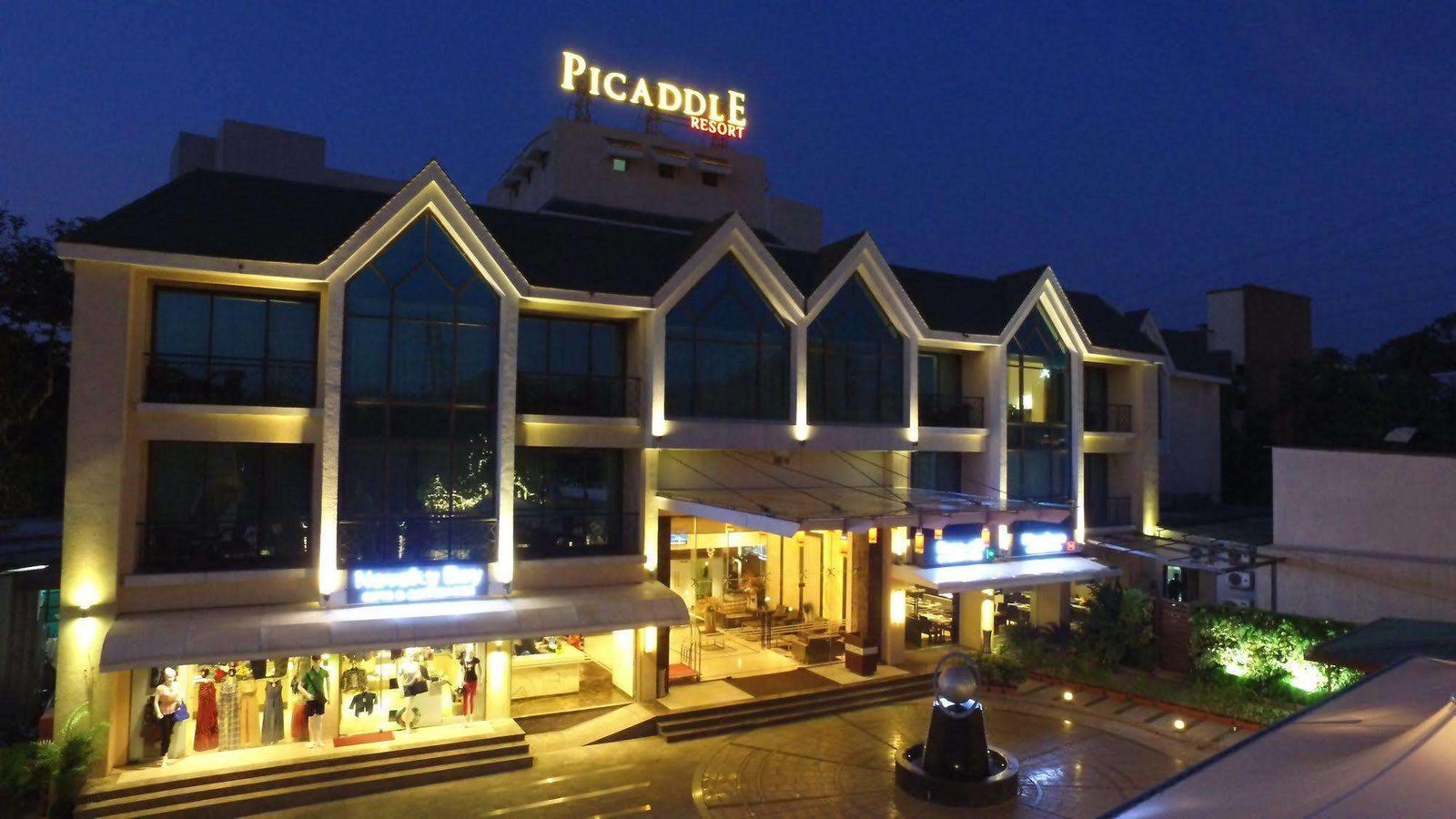 PICADDLE, THE LUXURY BOUTIQUE RESORT