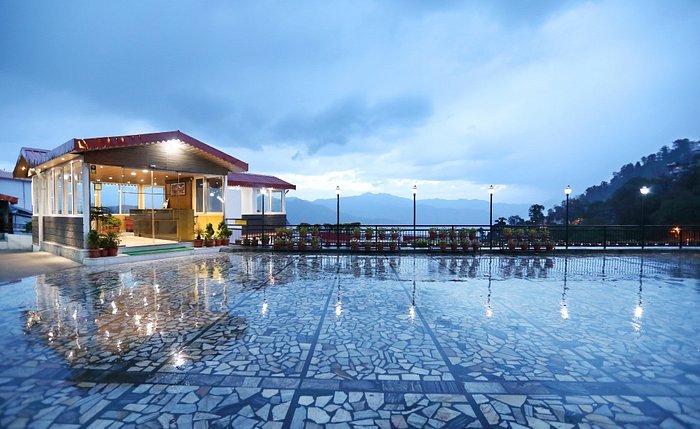 HOTEL VISHNU PALACE
