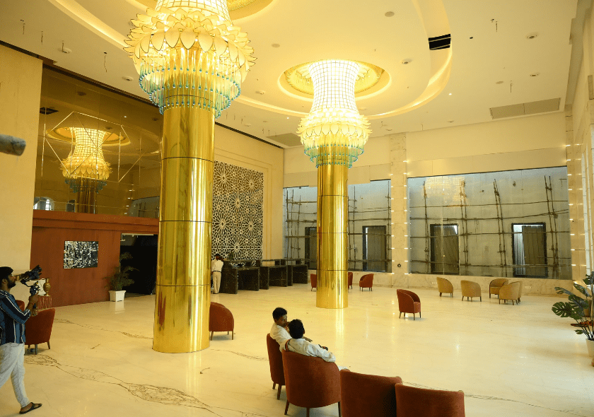 MANIRATNA RESORT