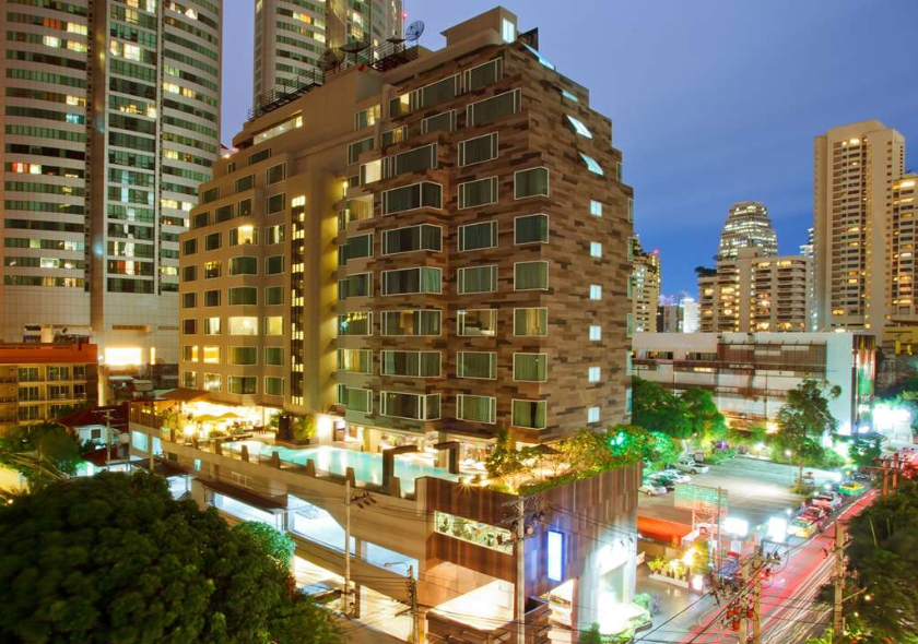 GOLDEN TULIP MANDISON SUITES