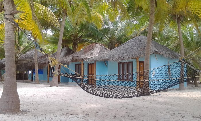 CORAL PARADISE BEACH RESORT